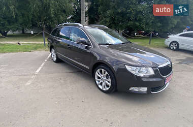 Универсал Skoda Superb 2011 в 