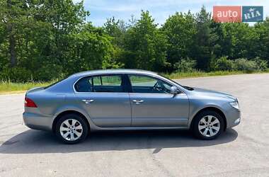 Ліфтбек Skoda Superb 2012 в Львові