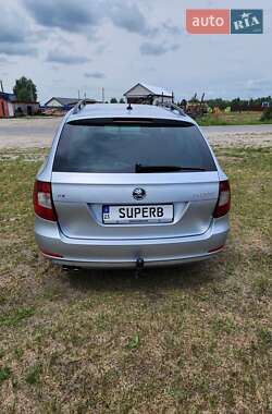Универсал Skoda Superb 2010 в 