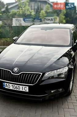 Ліфтбек Skoda Superb 2015 в Ужгороді