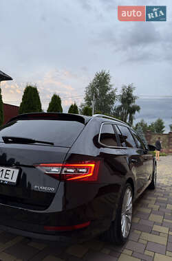 Универсал Skoda Superb 2016 в 