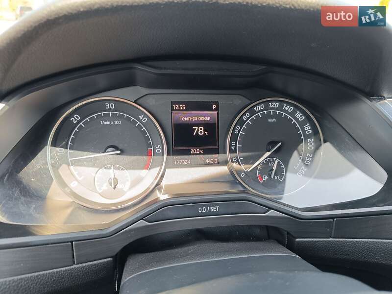 Універсал Skoda Superb 2016 в Івано-Франківську
