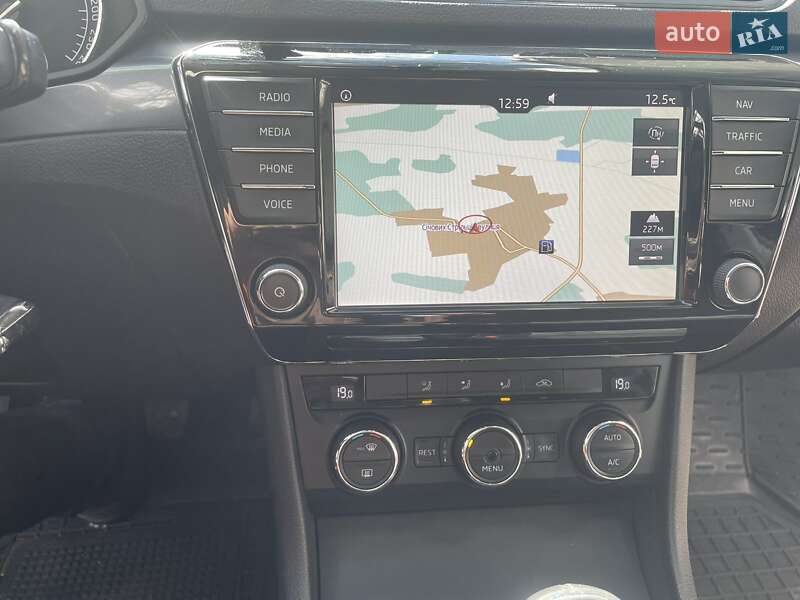 Универсал Skoda Superb 2016 в Радехове