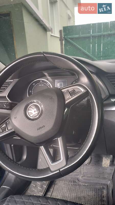 Универсал Skoda Superb 2016 в Радехове
