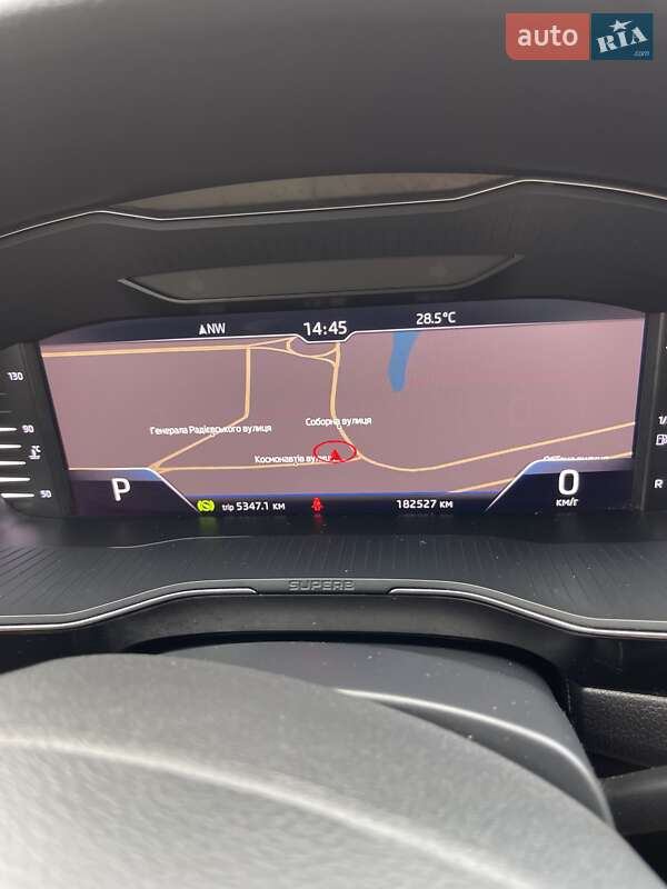 Лифтбек Skoda Superb 2020 в Кривом Роге
