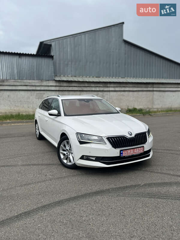 Універсал Skoda Superb 2018 в Києві