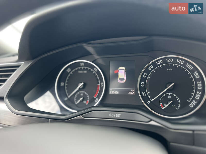 Універсал Skoda Superb 2018 в Києві