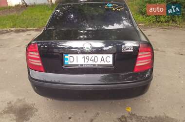 Лифтбек Skoda Superb 2006 в 