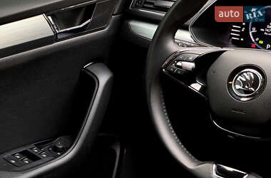 Лифтбек Skoda Superb 2022 в 