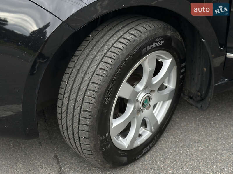 Лифтбек Skoda Superb 2011 в Василькове