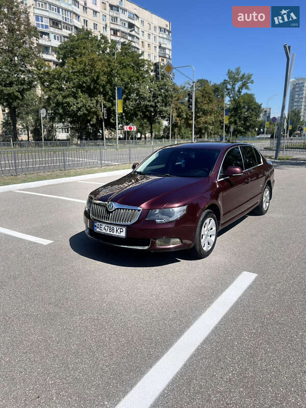 Лифтбек Skoda Superb 2008 в Харькове