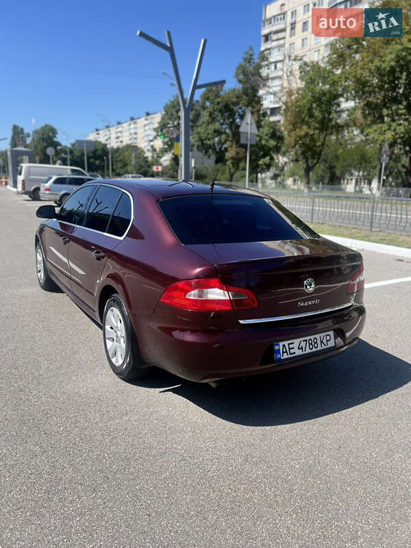 Лифтбек Skoda Superb 2008 в Харькове