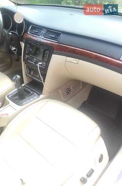 Лифтбек Skoda Superb 2011 в 