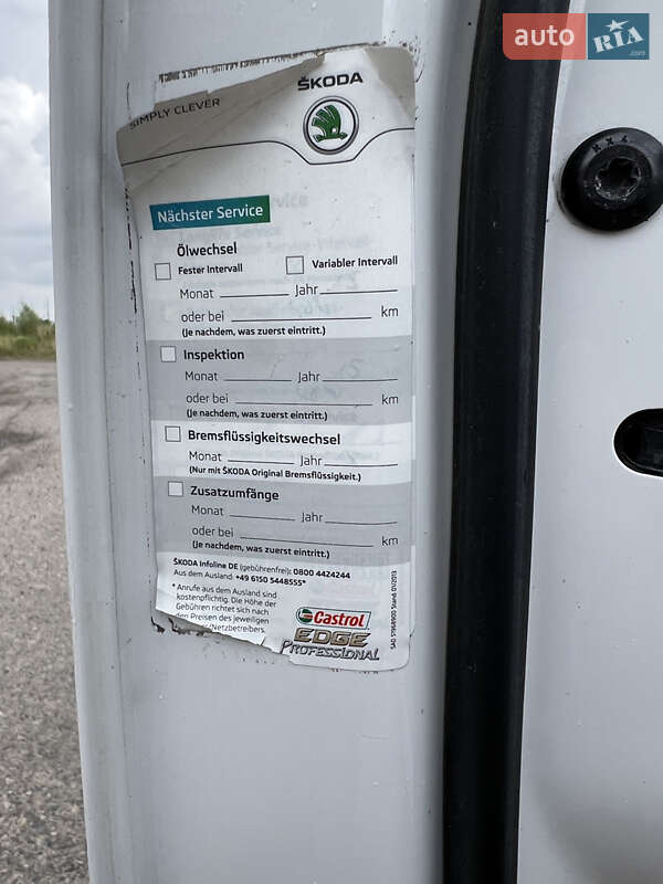 Универсал Skoda Superb 2010 в Винниках