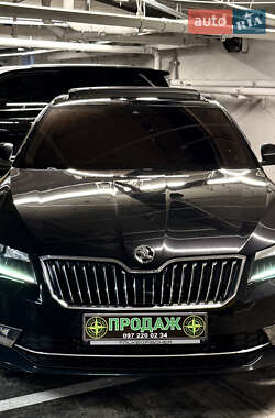 Лифтбек Skoda Superb 2017 в 