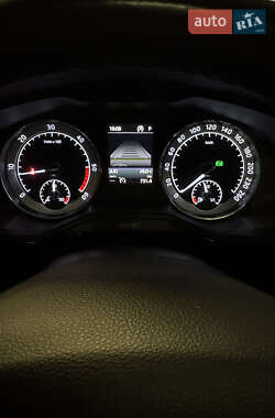 Лифтбек Skoda Superb 2017 в 