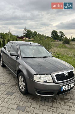 Лифтбек Skoda Superb 2004 в Яворове