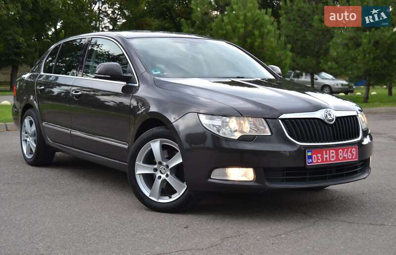 Лифтбек Skoda Superb 2009 в Днепре