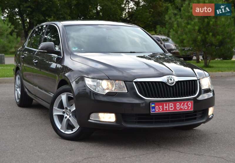 Лифтбек Skoda Superb 2009 в Днепре