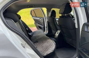Лифтбек Skoda Superb 2010 в 