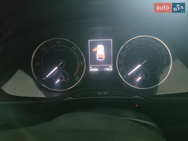 Универсал Skoda Superb 2017 в Киеве