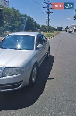 Лифтбек Skoda Superb 2005 в 