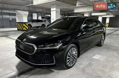 Skoda Superb 2025