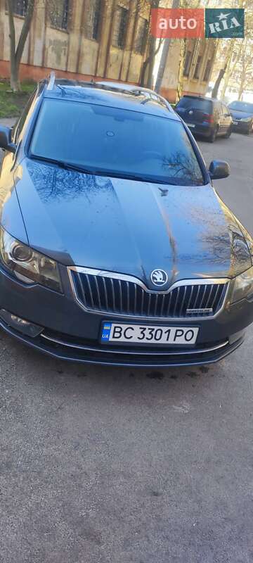 Универсал Skoda Superb 2014 в 