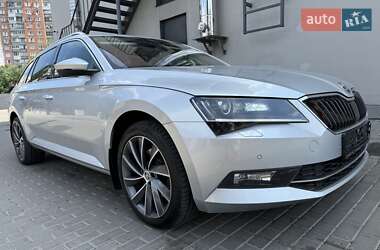 Универсал Skoda Superb 2020 в Киеве