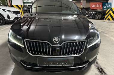 Лифтбек Skoda Superb 2018 в 