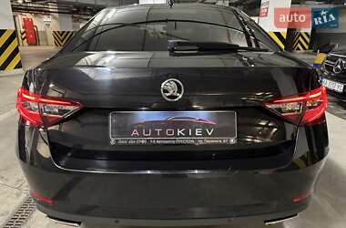 Лифтбек Skoda Superb 2018 в 