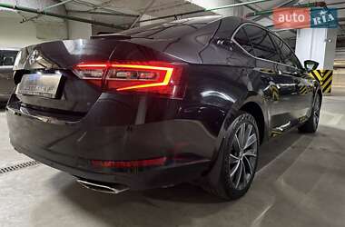 Лифтбек Skoda Superb 2018 в 