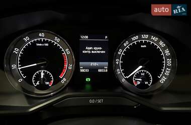 Лифтбек Skoda Superb 2018 в 