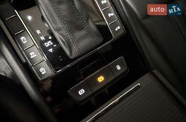 Лифтбек Skoda Superb 2018 в 