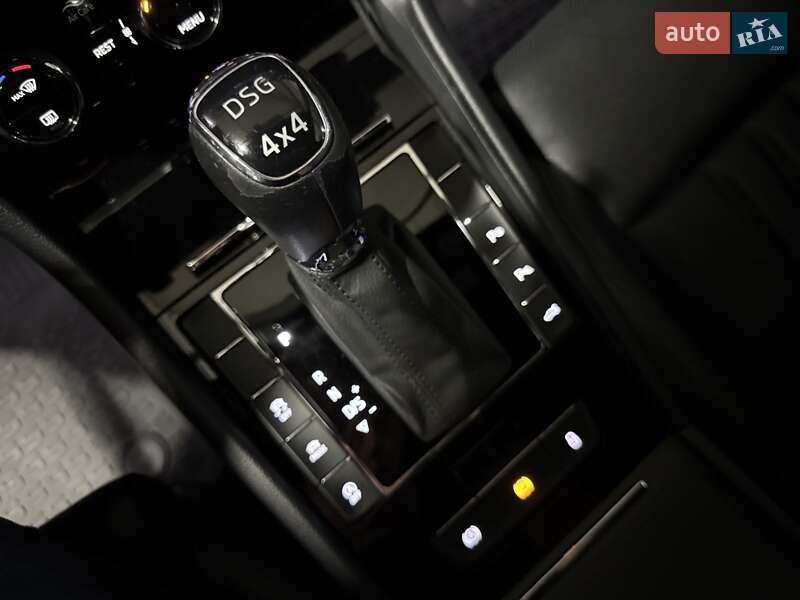 Лифтбек Skoda Superb 2018 в Киеве