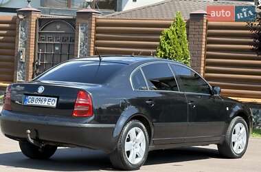 Лифтбек Skoda Superb 2006 в 