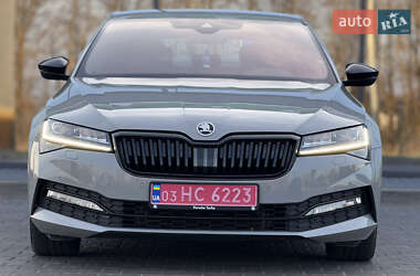 Лифтбек Skoda Superb 2020 в 