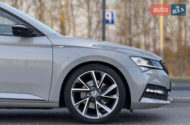 Лифтбек Skoda Superb 2020 в 