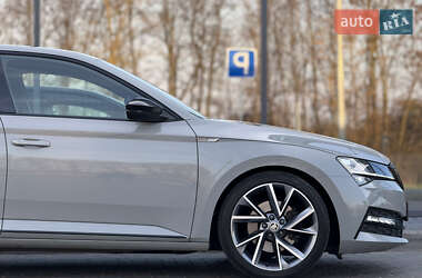 Лифтбек Skoda Superb 2020 в 