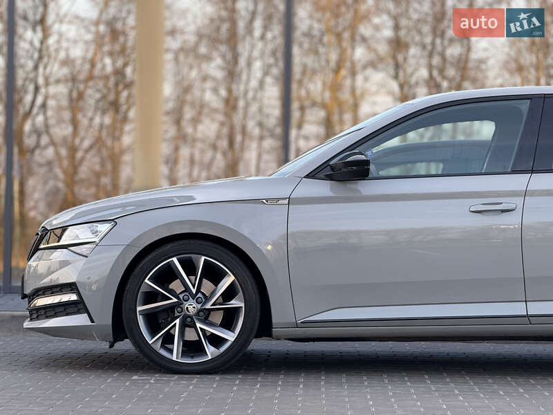 Лифтбек Skoda Superb 2020 в Луцке