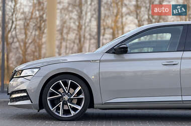 Лифтбек Skoda Superb 2020 в 