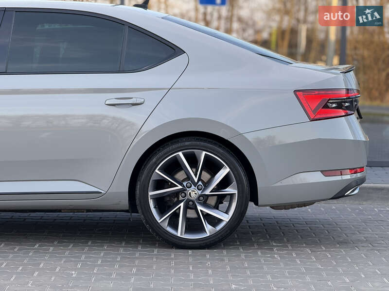 Лифтбек Skoda Superb 2020 в Луцке