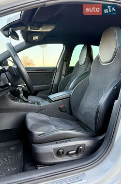 Лифтбек Skoda Superb 2020 в 