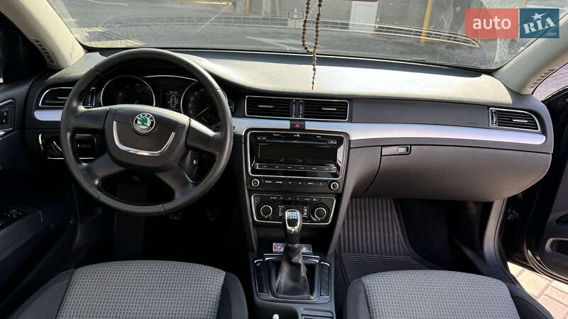 Лифтбек Skoda Superb 2012 в Павлограде