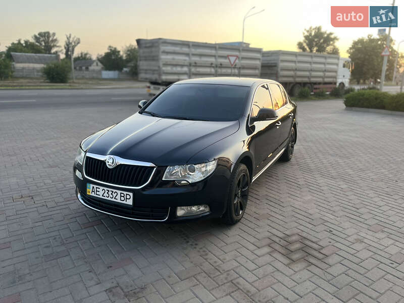 Лифтбек Skoda Superb 2012 в Павлограде