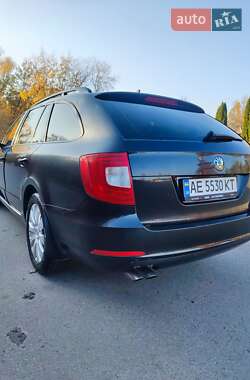 Универсал Skoda Superb 2012 в 