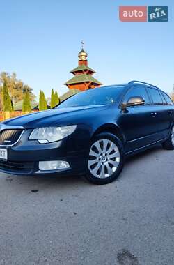 Skoda Superb 2012 Skoda Superb 2012