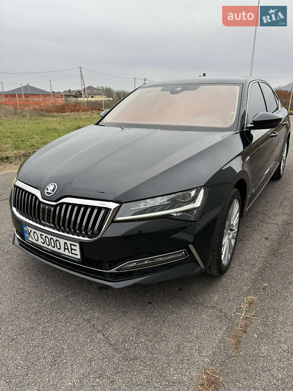 Skoda Superb 2022