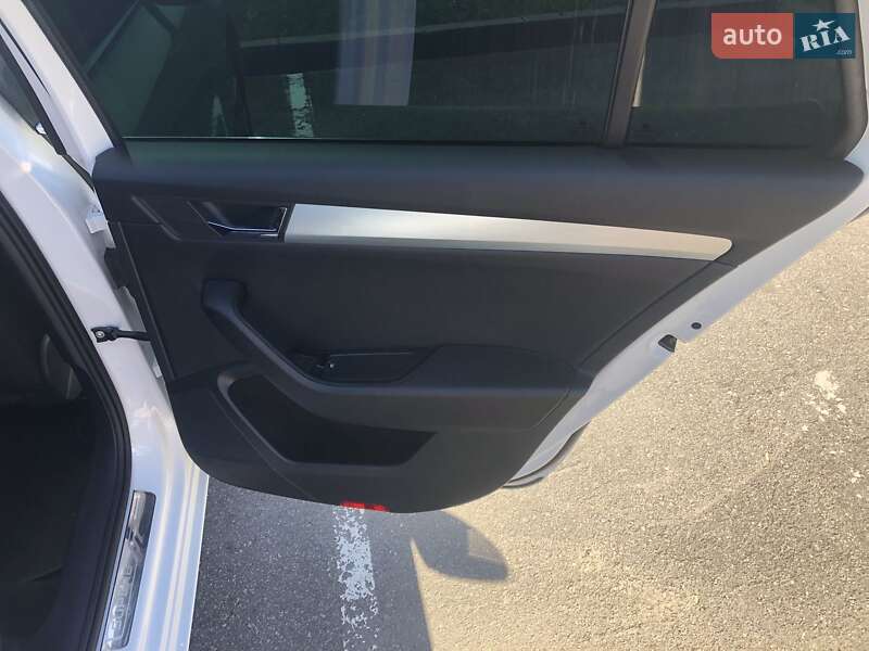 Универсал Skoda Superb 2016 в Каменец-Подольском