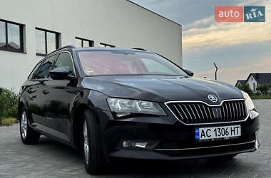 Универсал Skoda Superb 2017 в Луцке